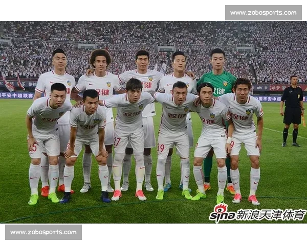 中超焦点战天津权健主场迎战广州富力胜负悬念引关注争夺关键三分